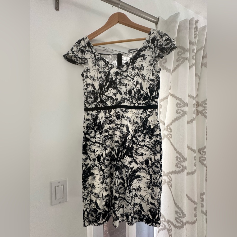 Max & co black and white floral mini dress